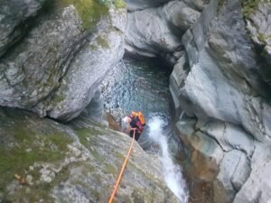 Rápel en el Barranco de les Espones, Vall Fosca