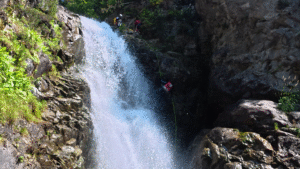 Vista del entorno alpino del barranco de Besiberri, Alta Ribagorça